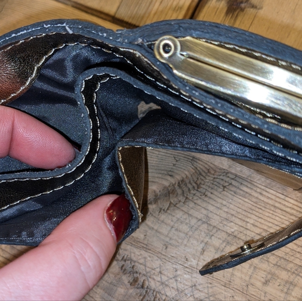 Patricia Nash Iberia Leather Wallet In Antique Gold​​ - Picture 9 of 13